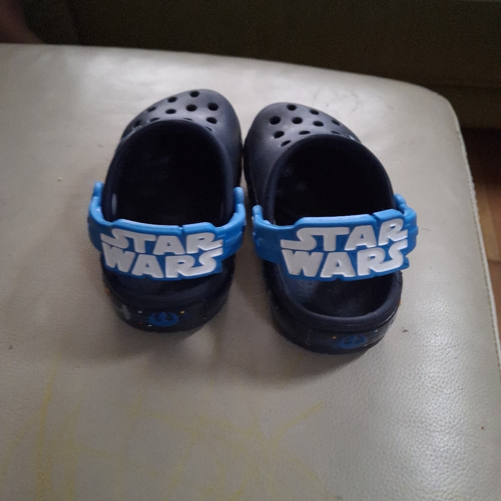 CROCS Star Wars Shoes Luke Skywalker Light Up Clogs Kids Sz 7 - Picture 3 of 5